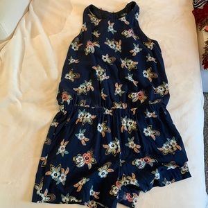 Romper only worn once size medium